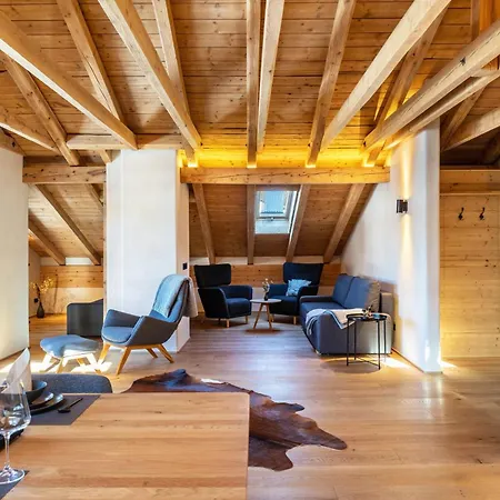 Alpview Loft Apartman *